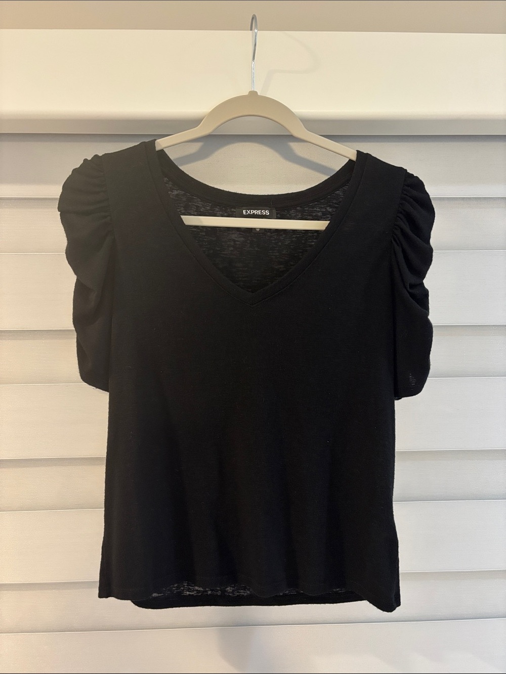 Express Black V-Neck Puff Sleeve Knit Top